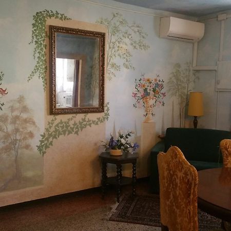 Palazzo Camozzini Apartments Верона Экстерьер фото