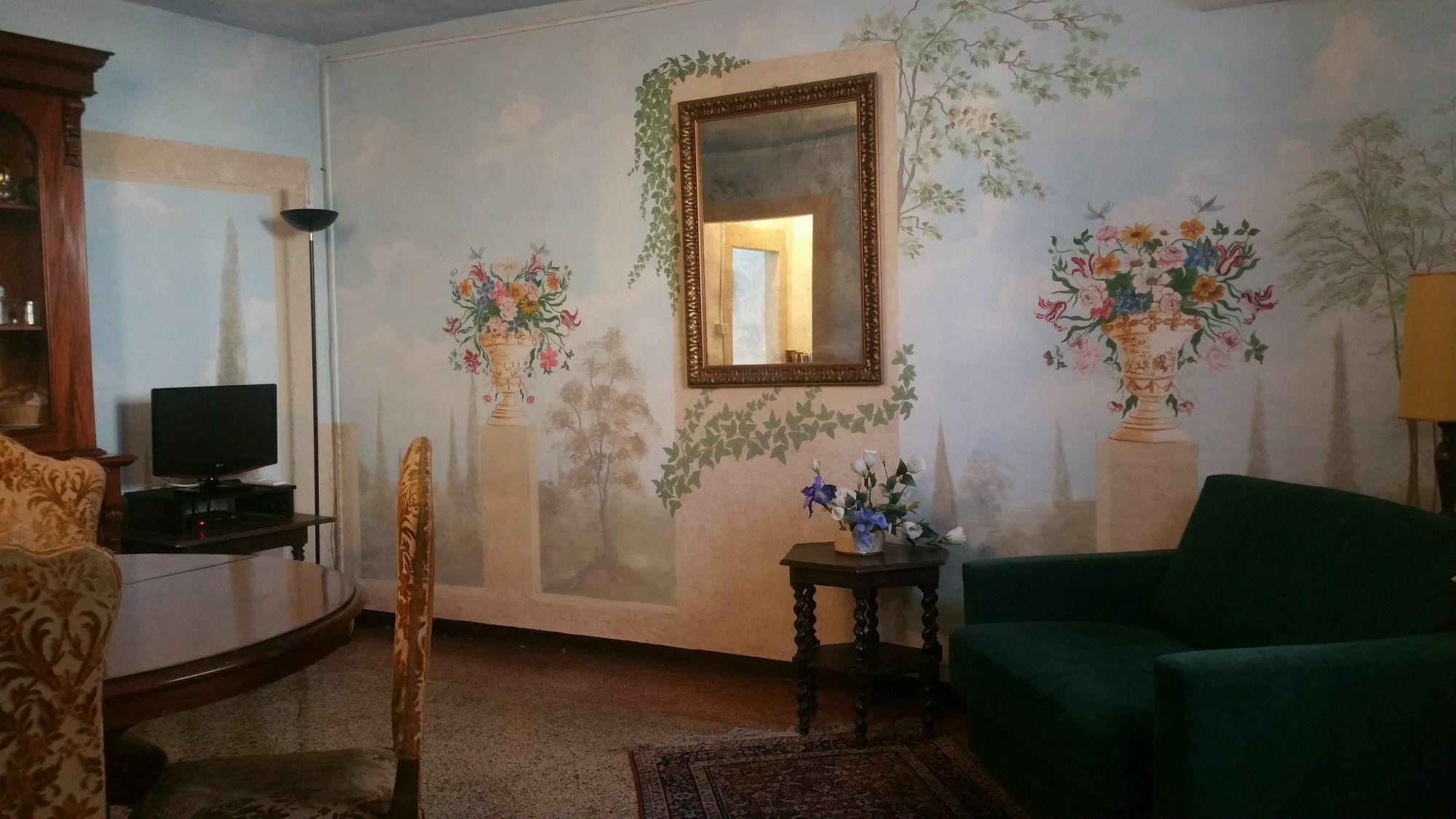 Palazzo Camozzini Apartments Верона Экстерьер фото